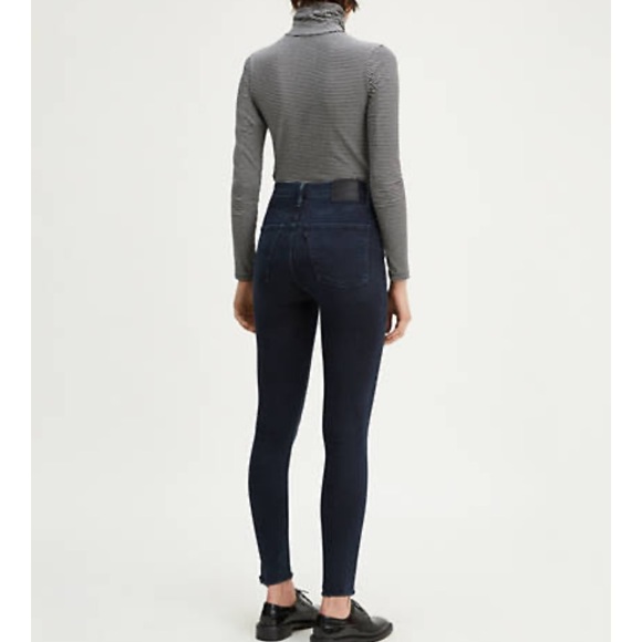 Levi’s mile high super skinny jeans - size 28 - Picture 2 of 5